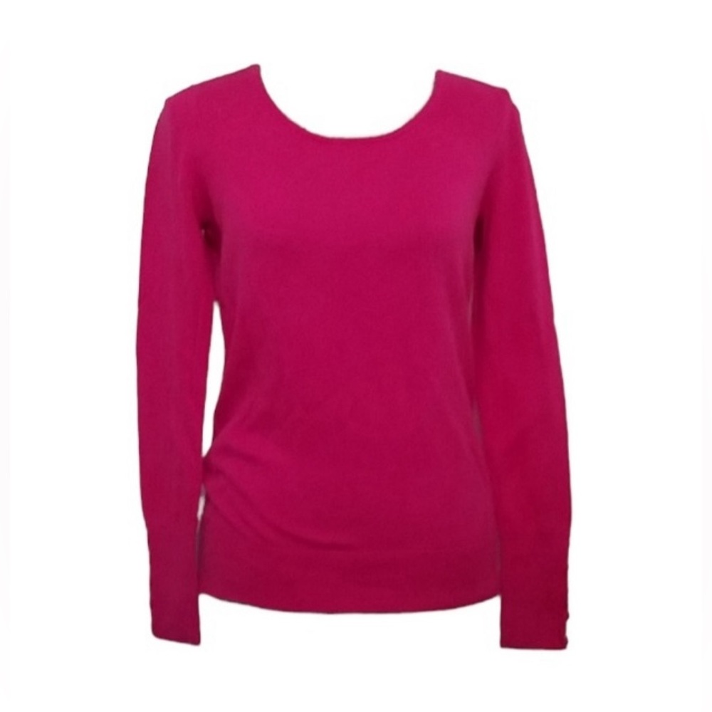 Woman’s Loft Sweater with button sleeves